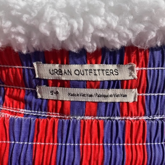 Urban Outfitters Red and Blue Striped Shorts Small - Picture 5 of 7